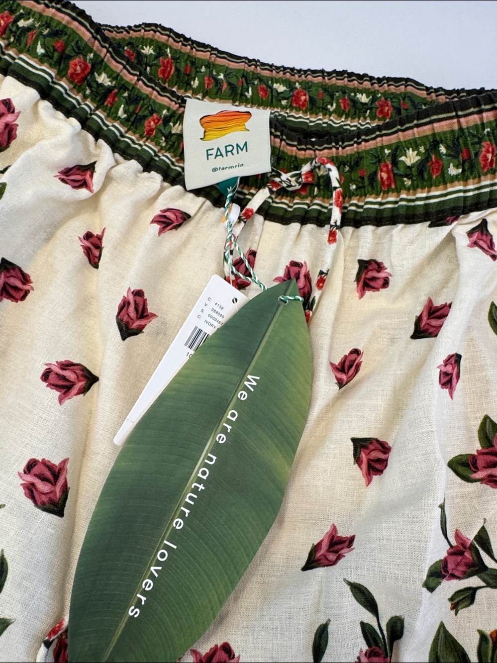FARM Rio Wonder Rio Linen Blend
Drawstring Shorts - Picture 2 of 16